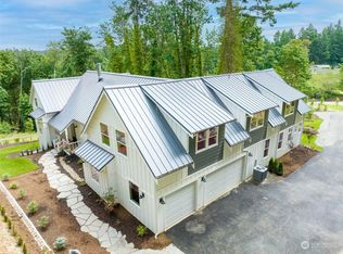 590 6th Ave, Fox Island, WA 98333