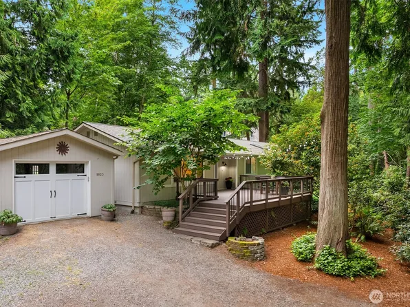 9820 NE Beach Crest Drive, Bainbridge Island, WA 98110