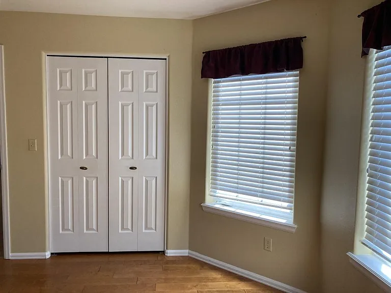 929 Nadia Way — Photo 15