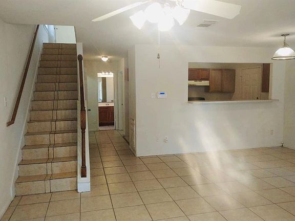4th image of 2936 La Estancia Ln