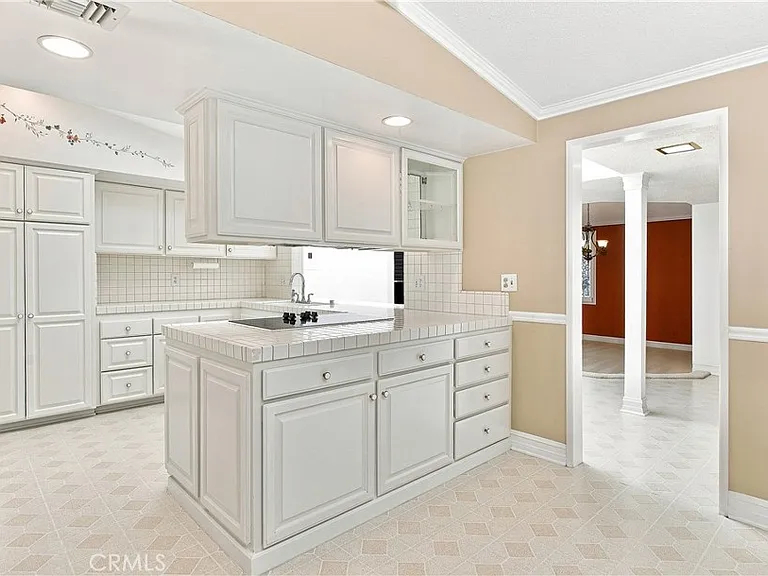 11232 Pemberton Rd — Photo 9