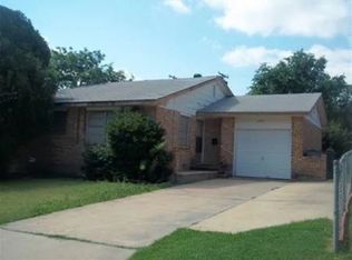 6424 NW Compass Dr, Lawton, OK 73505