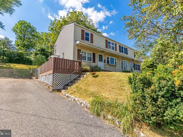 310 W Chelton Rd, Brookhaven, PA 19015