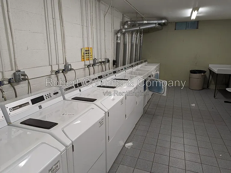 1730 State St #408 — Photo 17