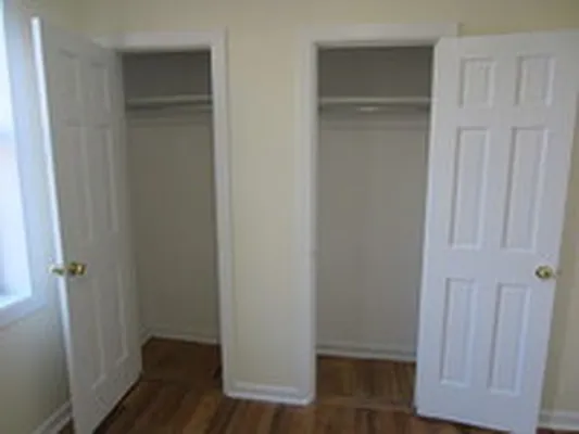 Rented by Link NY Realty | media 8