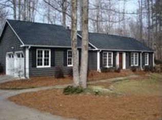 15 Tall Tree Ln, Taylors, SC 29687