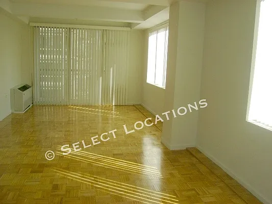 Rented by Select Locations Inc. | media 20