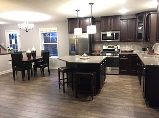 9819 5th Street Ln N, Lake Elmo, MN 55042