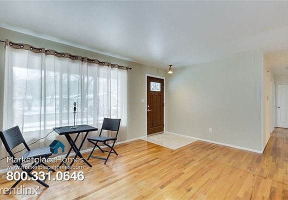 2nd image of 32731 Meadowbrook St