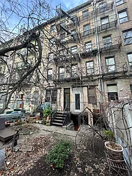 Rented by Realty Advisors Group
