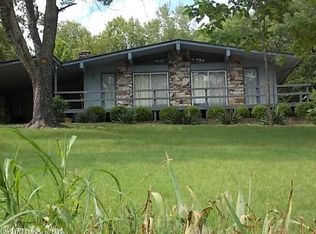 90 Topez Dr, Cherokee Village, AR 72529