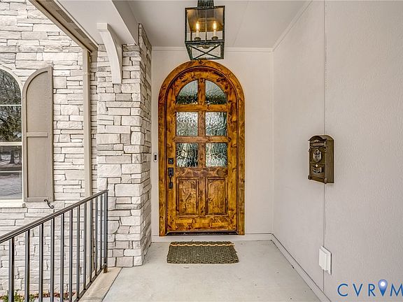 2nd image of 4312 Cary Street Rd