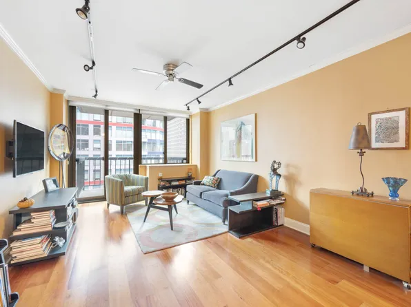 300 East 54th Street 25G image 1 of 5