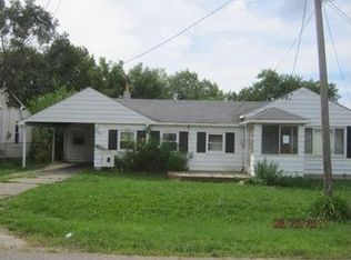 2122 E McLean Ave, Burton, MI