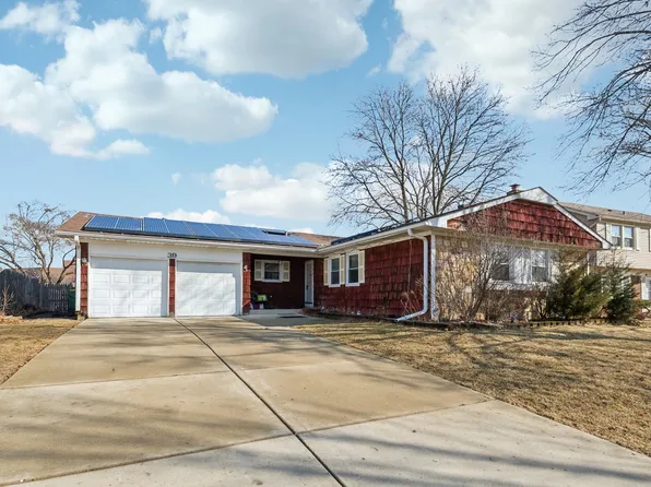 39 Timber Hill Rd, Buffalo Grove, IL 60089