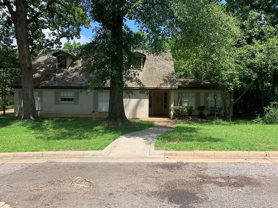 1st image of 3131 Dogwood Ln