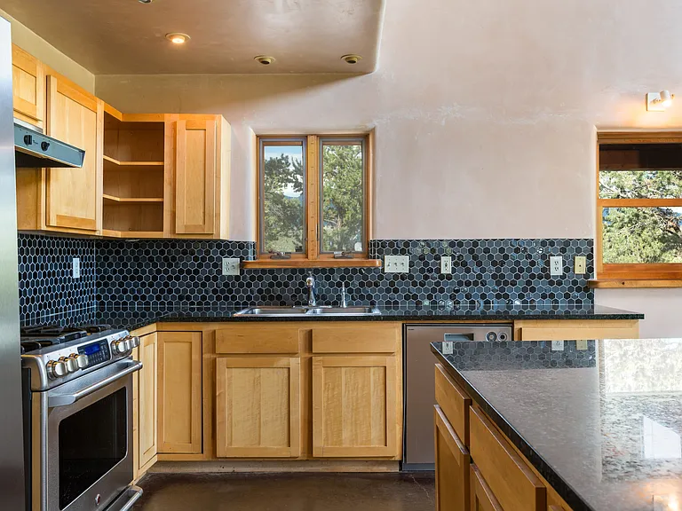 27 Spanish Peaks Rd — Photo 8