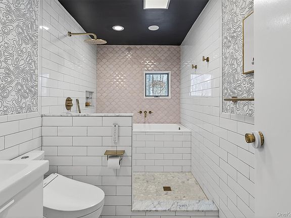 4th image of 1073 Indian Springs Road