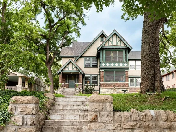 3723 Locust St, Kansas City, MO 64109