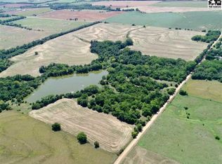 21201 W Sun City Rd, Arlington, KS 67514