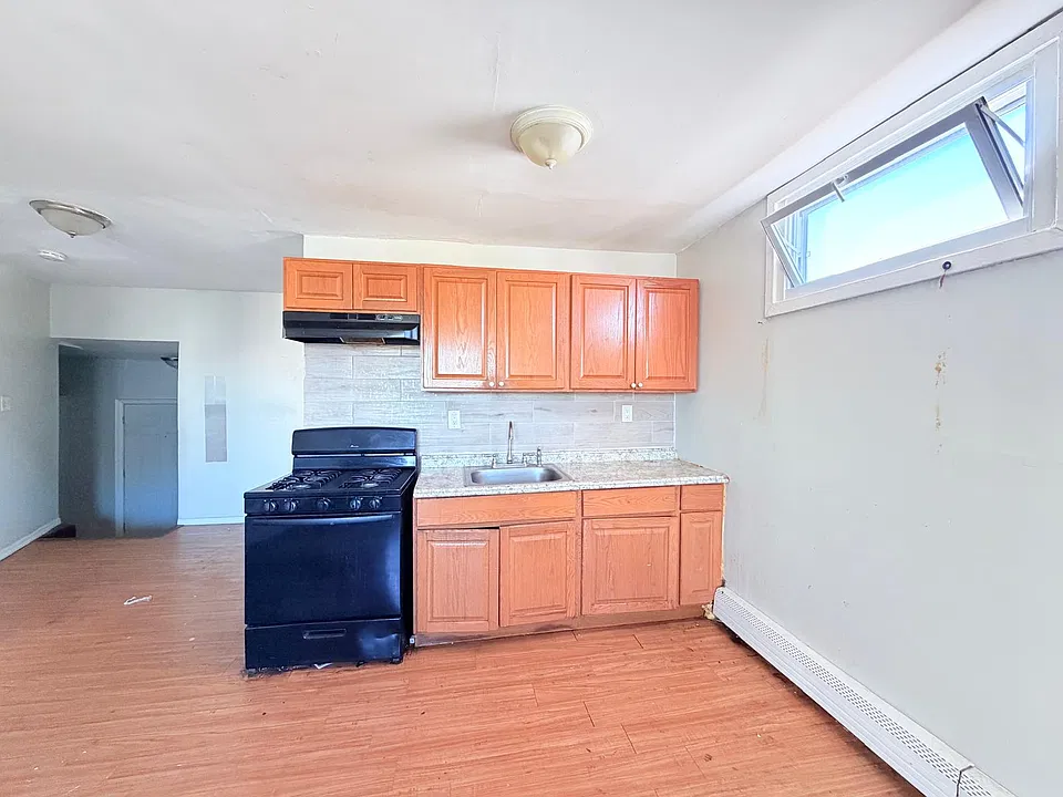 656 Ocean Ave #26E