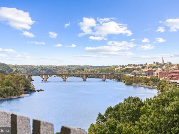 700 New Hampshire Ave NW #1109, Washington, DC 20037