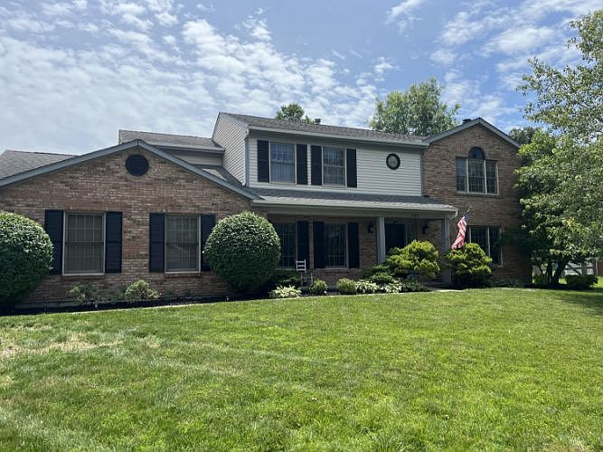 1st image of 741 Lakewood Dr