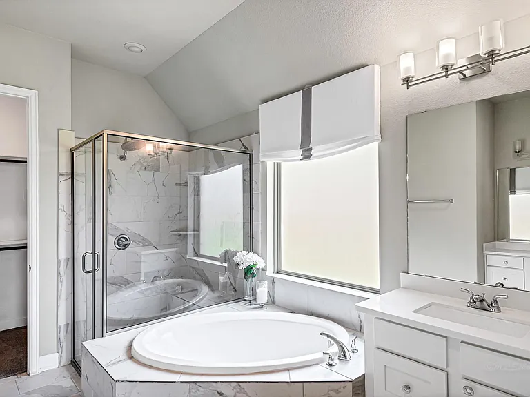 7327 Camden Crestwood Way — Photo 29