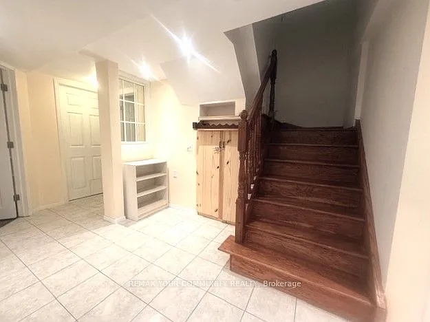 8 Hikers Ln #BASEMENT — Photo 8