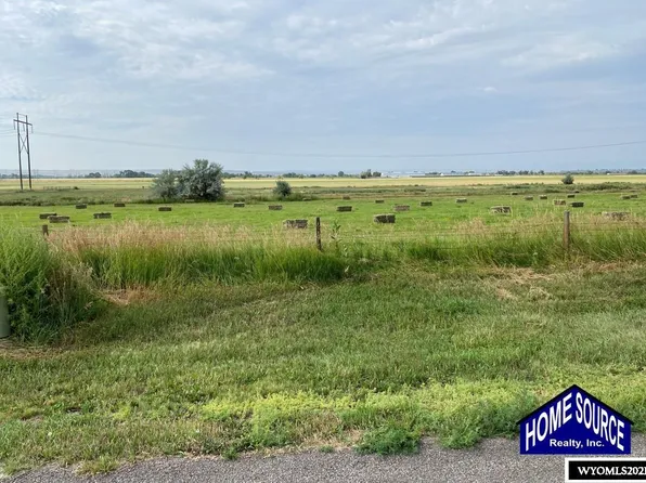 2045 Riverview Rd, Riverton, WY 82501