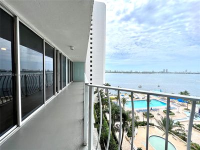 7601 E Treasure Dr APT 1124, North Bay Village, FL, 33141