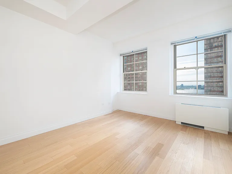 21 West St #18-A — Photo 5