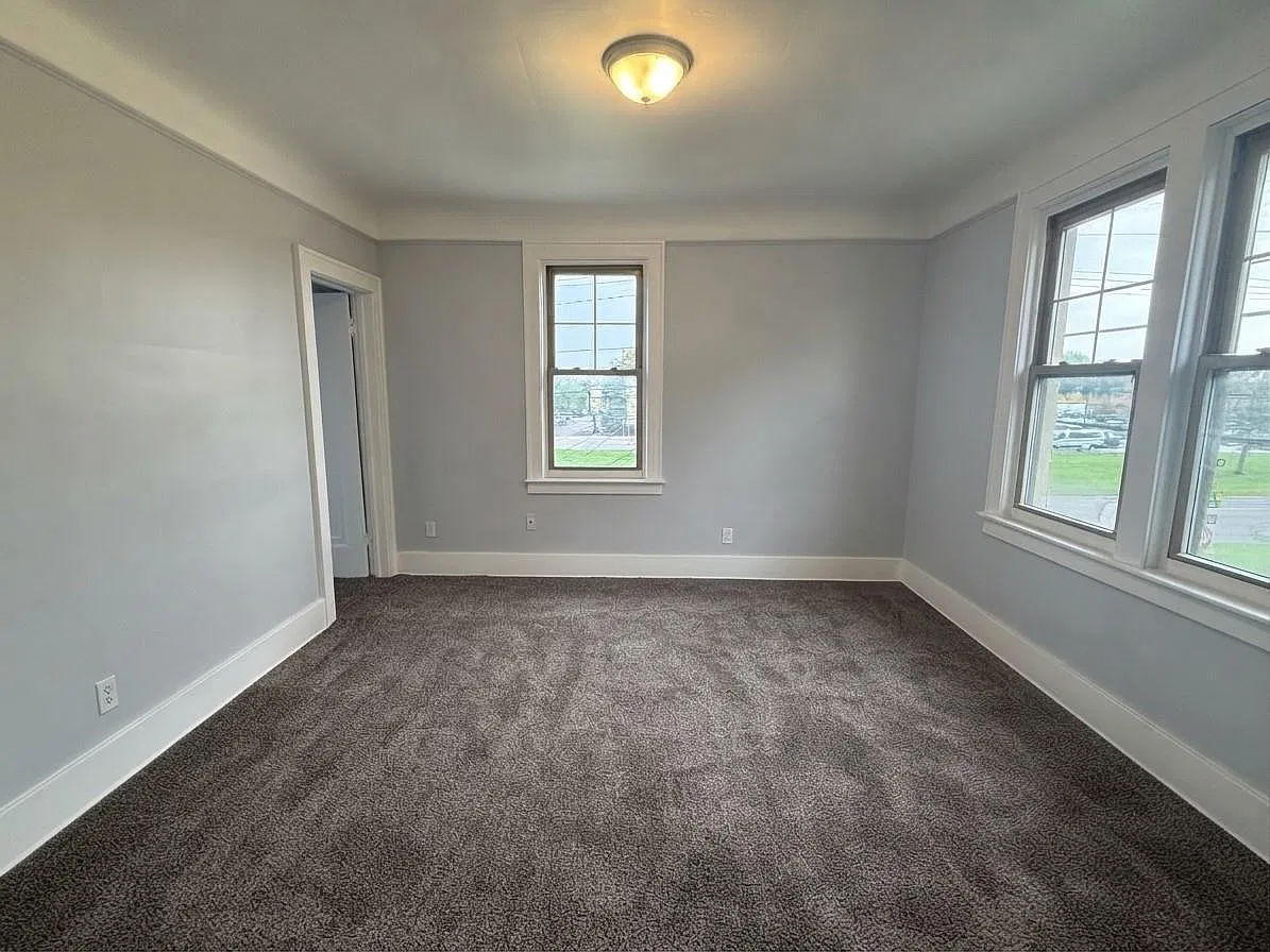 1 bed, 1.0 bath, 800 sqft, $900 — Photo 3