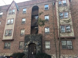 8 Washington Ct #101, Stamford, CT 06902