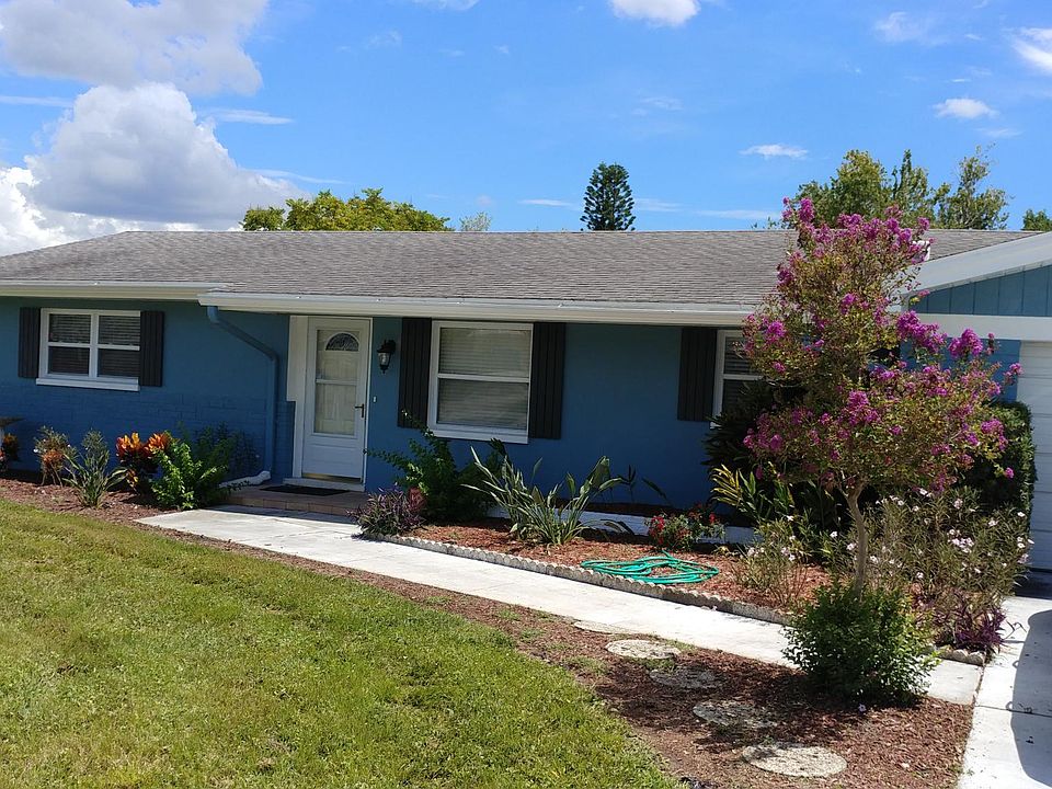 Large 1800+ sq ft house with large yard, 2 car garage and pond view. Close to everything! Native Florida landscape to attract butterflies and wildlife.
