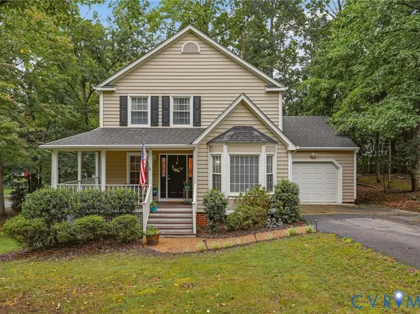 5811 Ridge Point Rd, Midlothian, VA 23112