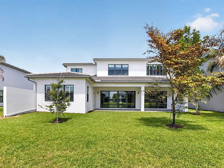 17089 Rainbow Falls Trl — Photo 96