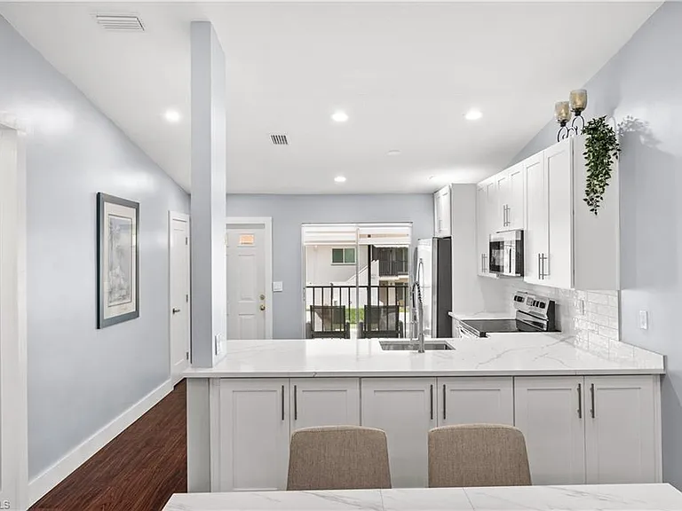 3504 Antarctic Cir S — Photo 10