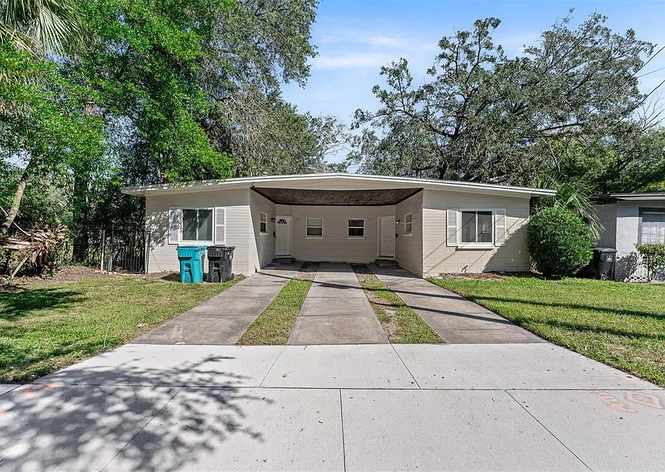 225 S Summerlin Ave