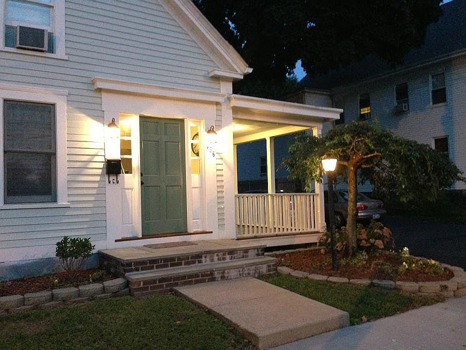 2nd image of 736 Main St