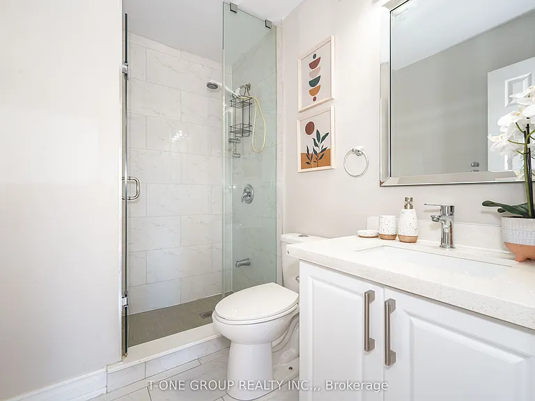 382 Elgin Mills Rd W — Photo 41