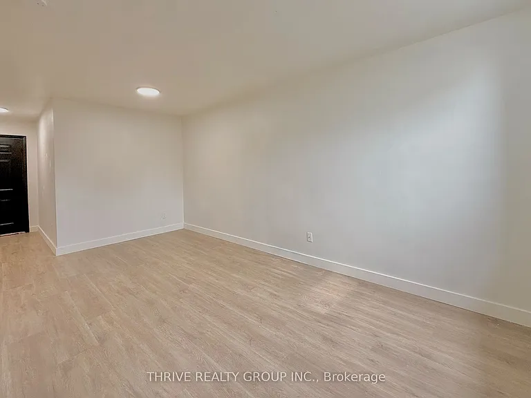 87 Frank St #209 — Photo 7