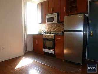 Rented by Bond New York