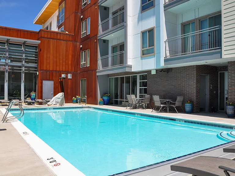 Liberty Blvd Apartments — Photo 12
