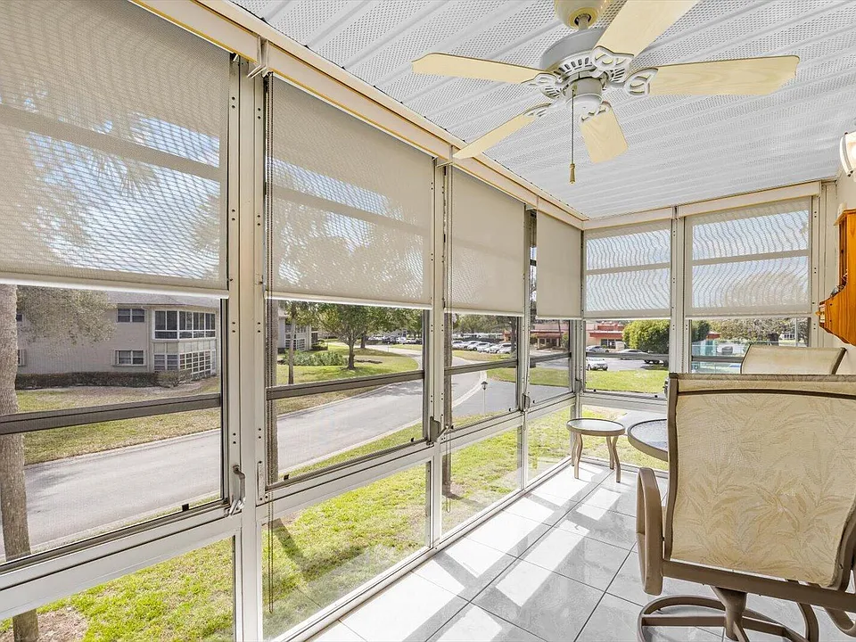 29 Lake Vista Trl #205