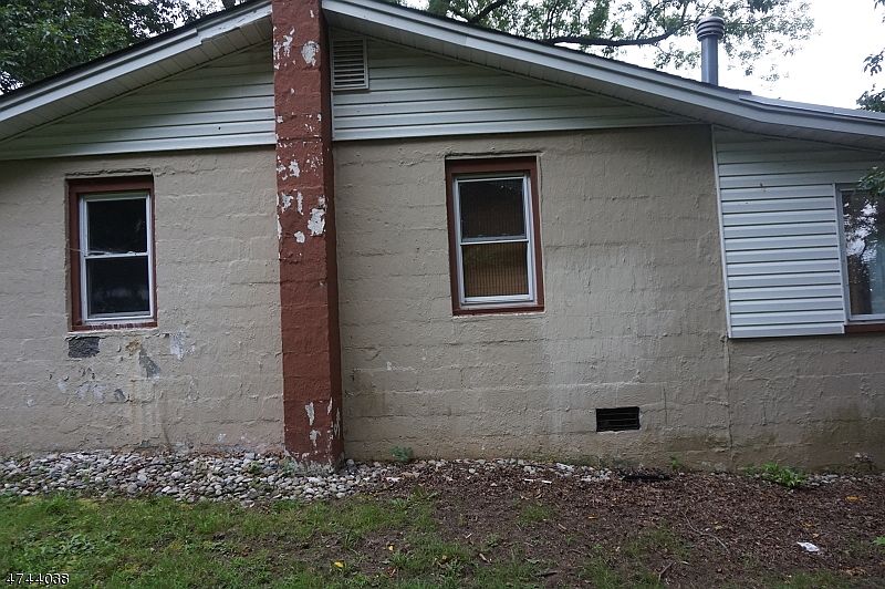 19 Pinecliff Lake Dr, West Milford, NJ 07480 Zillow