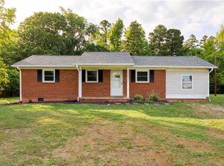 4950 Fairview Ct, Trinity, NC 27370