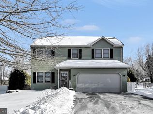 14 N Butterfly Dr, Myerstown, PA 17067