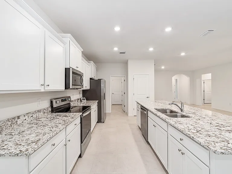 4665 NW 51st Terrace Rd — Photo 17