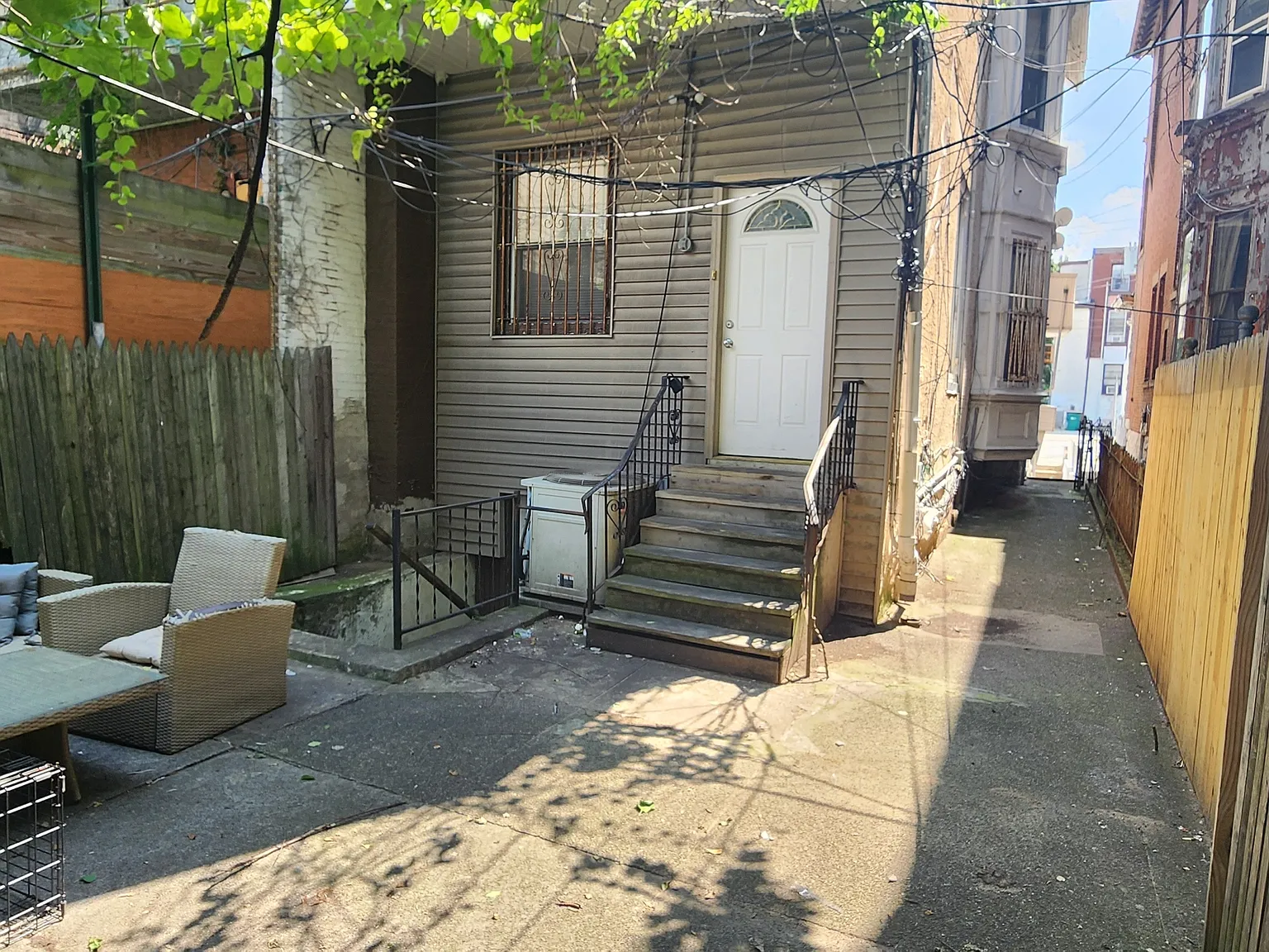 1425 West Erie Avenue - 1R — Photo 1